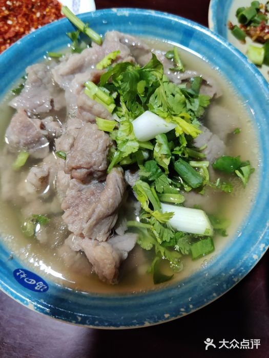 冯四孃跷脚牛肉·非物质文化遗产店翘脚牛肉汤小锅图片