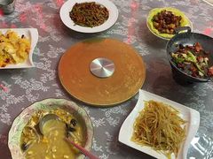 -天天向上素食餐厅(五台山店)