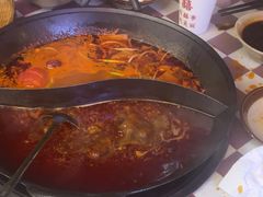 -赵美丽·重庆社区火锅·直营店(火车东站·中豪国际店)