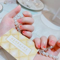 -杨美丽·美甲美睫