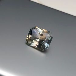 -威德钻石-克拉钻大本营(南京东路店)