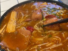 -肥汁米蘭香港米线(长宁来福士店)