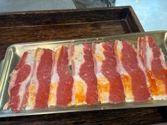 -围炉肉舍•炭烤活鳗•丹东海鲜烤肉(步行街店)