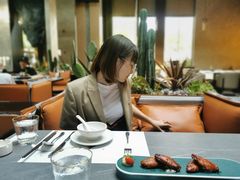 -洛缦音乐餐厅(工业展览馆万象城店)