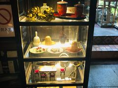 面包甜点陈列柜-古董花园(思南路42弄小区店)