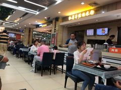 -红鼻子桂林米粉(金唐新光界店)