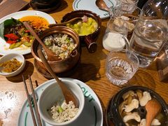 -一坐一忘云南菜(嘉里中心店)