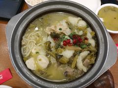 -周鱼小馆石锅酸菜鱼(活力汇店)