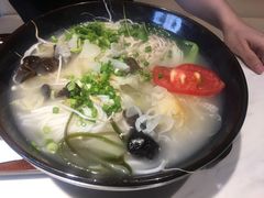 -蒙小妹骨汤饭.米线(新光路店)