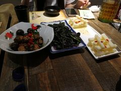 -刘姐啤酒鱼民族演艺餐厅(西街总店)