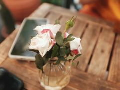 -花房咖啡 FLOWER YIN COFFEE