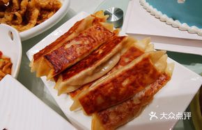 牛肉圆葱锅贴