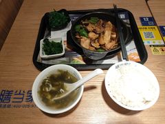-膳当家黄焖鸡米饭(下沙宝龙店)