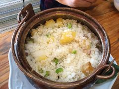 -小锅巴纳西餐厅