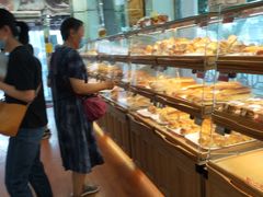 面包甜点陈列柜-新侨三宝乐面包店(崇文门店)