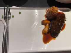 葱烧海参配乌米菌-鲁采LU STYLE(新天地店)