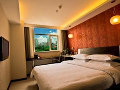 商务大床房-如家云上四季连锁酒店(昆明东风广场地铁站店)