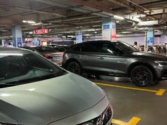 -大润发杨浦店-停车场