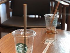 -星巴克臻选(嘉兴海宁银泰城店)