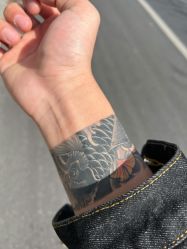 -越域刺青