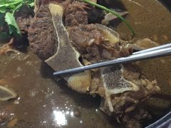 -运气牛自助酱大骨火锅(南京东路店)