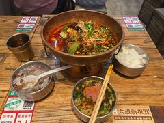 -成都你六姐·牛肉冒菜(上海环宇荟店)