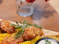 -Mark&Mars Restaurant