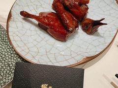 脆皮妙龄鸽-新荣记(新源南路店)