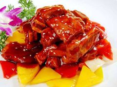 菠萝咕噜肉-鸿渡渔庄·特色鸭咀鱼