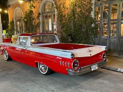 -席娜卡琳火车铁道夜市