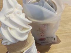 -麦当劳(龙洞店)