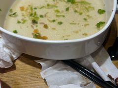 -南城香·饭香串香馄饨香(青年路店)