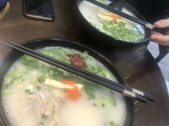 青春老鸭汤鸭血粉丝-鸭小妹鸭血粉丝(老门东店)