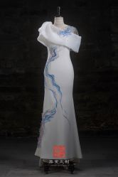 点击看大图 -藤薰定制中式嫁衣礼服旗袍店