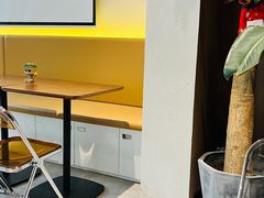 -Fridi Patisserie Cafe