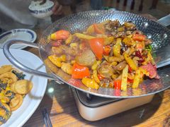 -老唐三下锅 ·张家界地标美食(溪布街店)