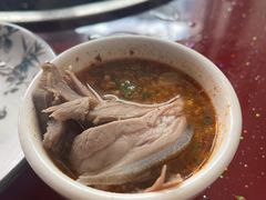 -老石黑山羊毛驴肉火锅(金凯广场店)