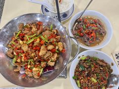 -笨罗卜浏阳菜馆(太平街店)