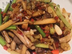 -陈厨老味·老派郴州菜(宜章店)