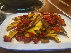 -菌之家·专业纯野生菌火锅·特色炒菌