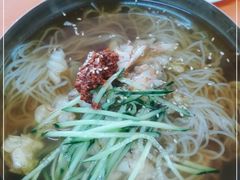 -东一路朝鲜大冷面