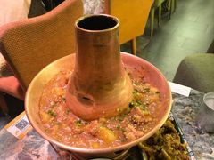 土司铜锅油焖鸡-浩海火燒雲傣家菜(静安芮欧店)