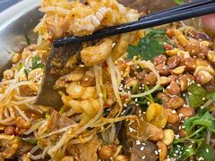 -周良天山牛杂城(天山路总店)