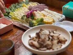 -老鼎万春卤菜(五代传承创始老店)
