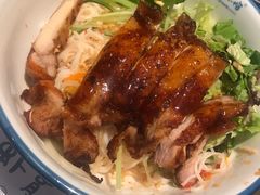 -美奈小馆·越南料理(中航城君尚购物中心店)