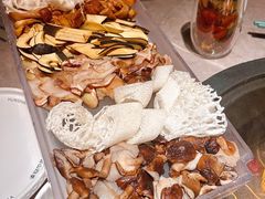 -芸山季·云南野生菌火锅(宝能环球汇店)