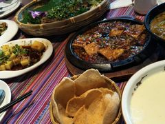 -香巴拉云南餐厅(华莱坞店)