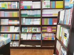 -新华书店(泉城路店)