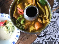 咖喱鸡肉-新城概念餐厅