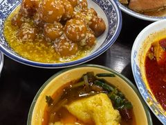-蓝田九大碗民俗食府(蓝田店)